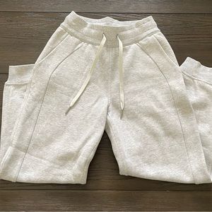 Lululemon Scuba High Rise Cropped Jogger